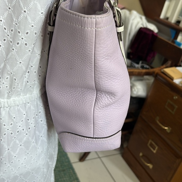 Coach Hampton tote bag F10692 shoulder bag pebbled leather Violet/white VEUC - Picture 5 of 16